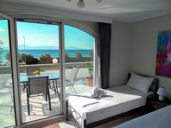 Kalamitsa Beach Apartment